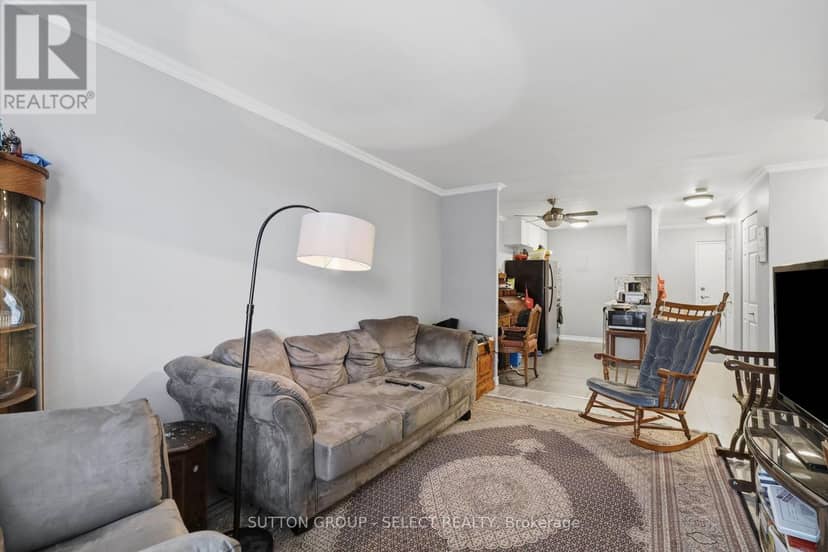 408 - 1102 Jalna Boulevard — photo 15 of 31
