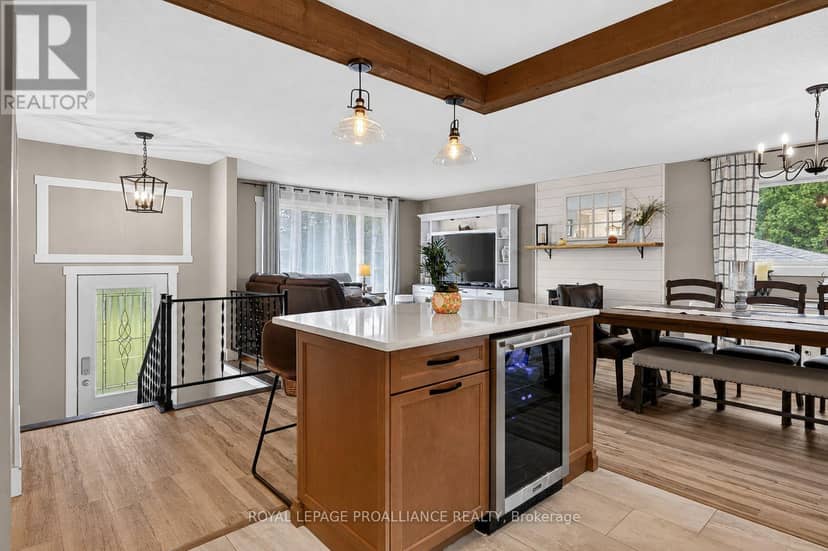 2950 Merwin Lane — photo 18 of 40