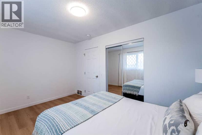 1135 penrith Crescent SE, Calgary, photo 7