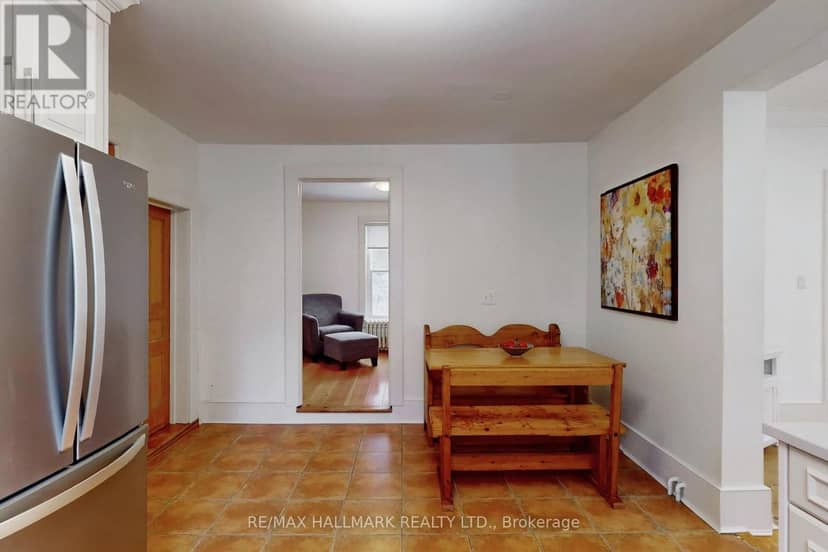 64 Powell Street — photo 15 of 40