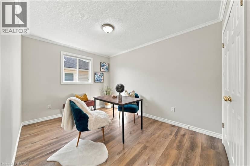 4 MACPHERSON Drive — photo 22 of 40