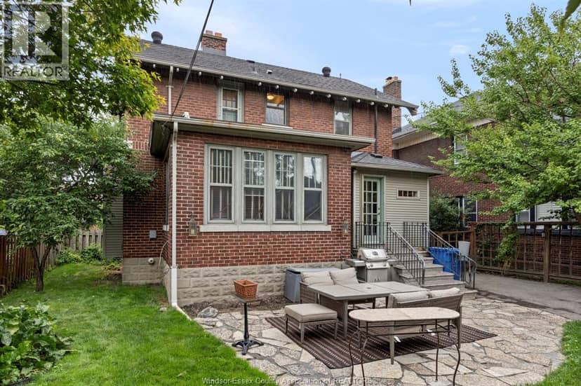 1528 Victoria Avenue — photo 29 of 30