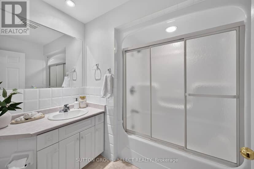 8 Kennedy Court — photo 21 of 32