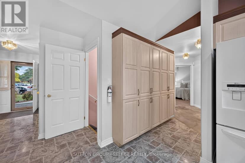 8 Kennedy Court — photo 23 of 32