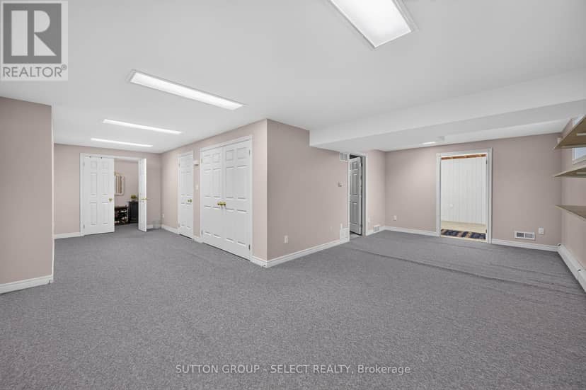 8 Kennedy Court — photo 30 of 32