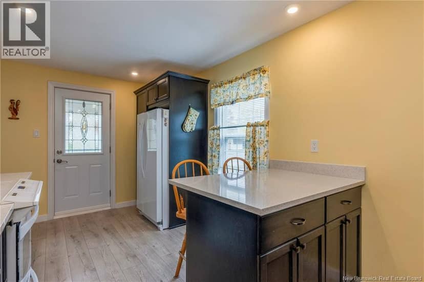 22 Visart Street — photo 7 of 40