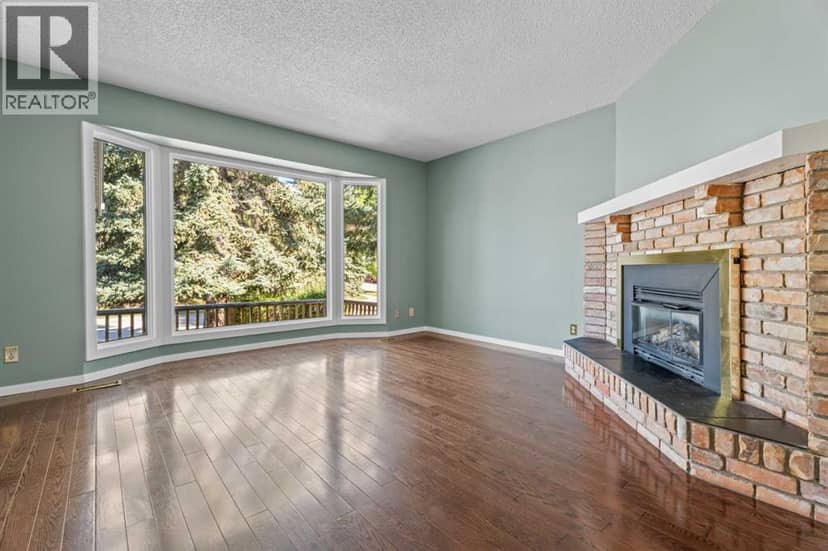 367 Woodridge Place SW — photo 15 of 40