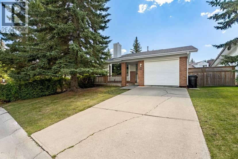 367 Woodridge Place SW, Calgary, photo 2