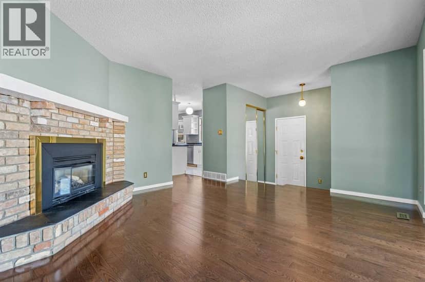367 Woodridge Place SW — photo 17 of 40