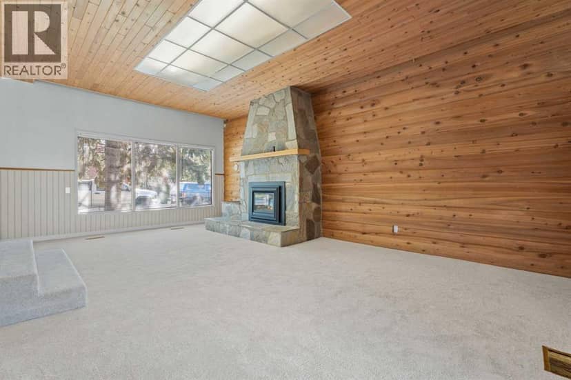 135 Queensland Road SE, Calgary, photo 6