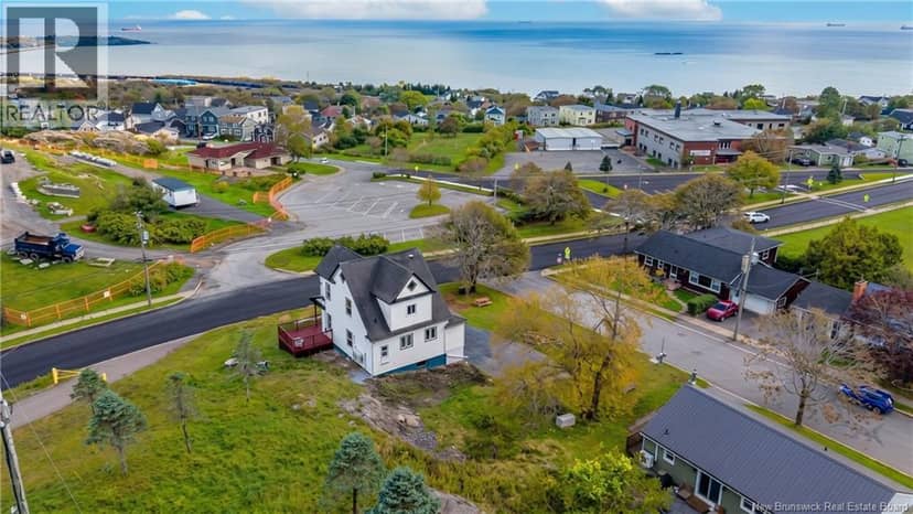 677 Fundy Drive — photo 4 of 40