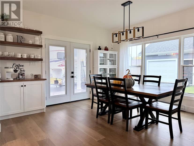 28 Pike Street — photo 17 of 36