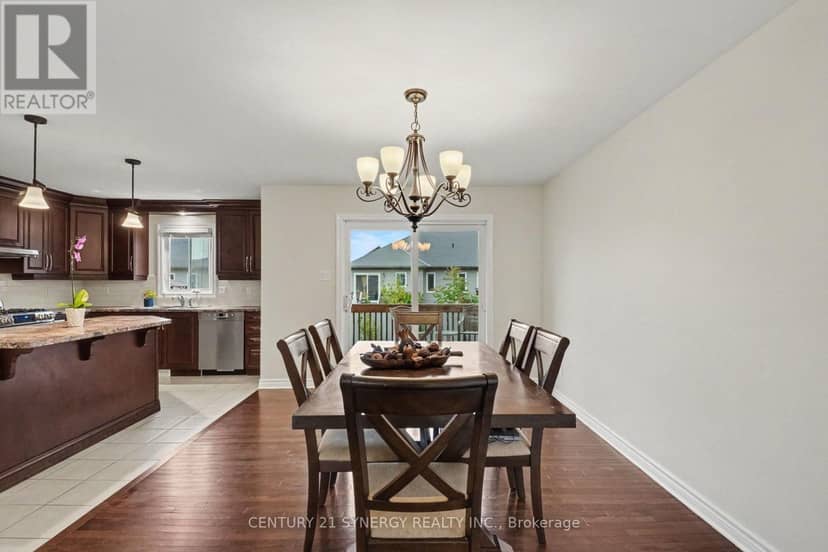 344 Colmar Street — photo 14 of 39
