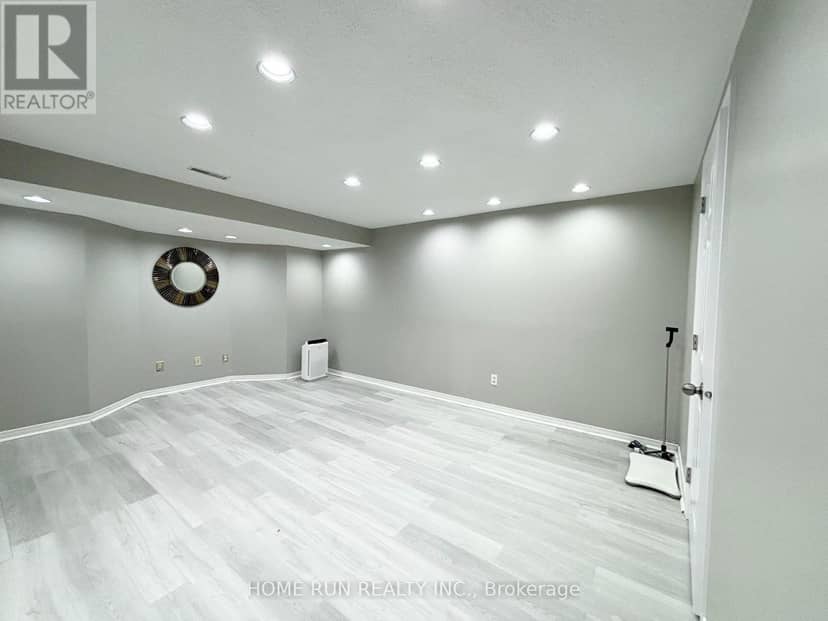 10 Westchester Court — photo 32 of 40