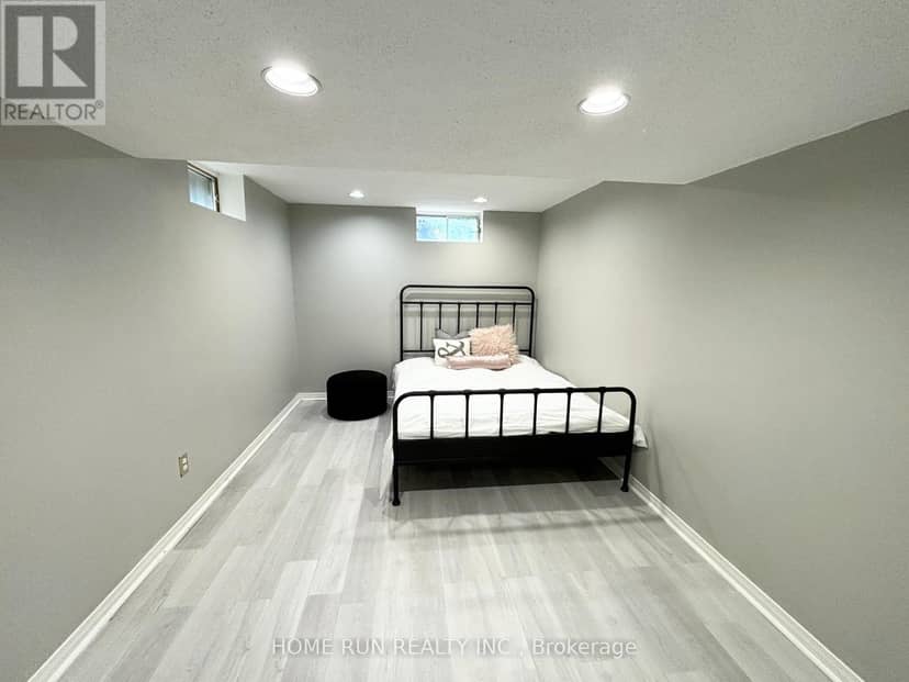10 Westchester Court — photo 37 of 40