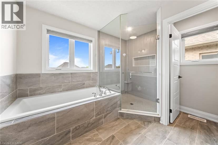 130 PONDCLIFFE Drive — photo 33 of 40