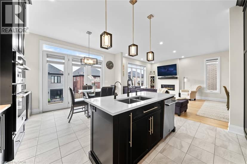 130 PONDCLIFFE Drive — photo 17 of 40