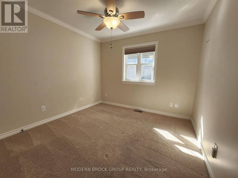 158 Wildwood Crescent — photo 35 of 40