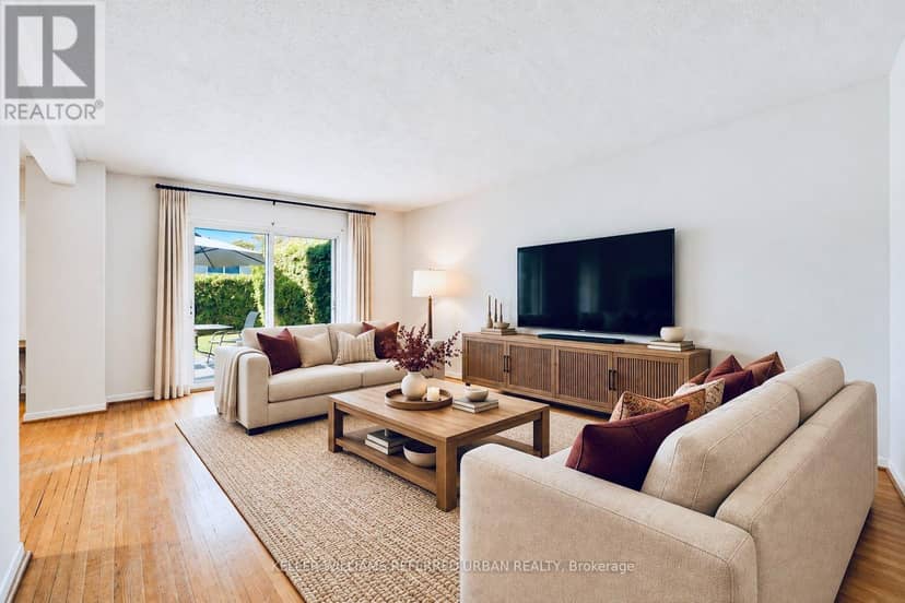 102 - 25 Esterbrooke Avenue, Toronto, photo 3