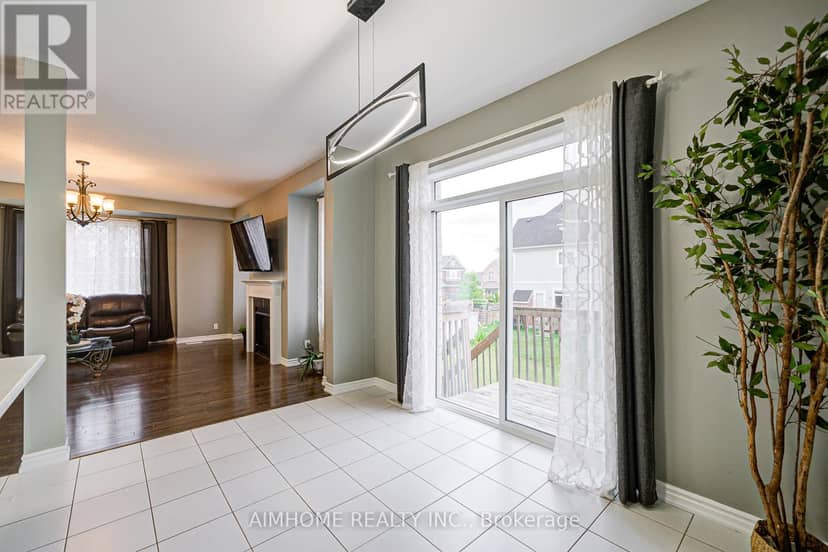 2383 Dobbinton Street — photo 16 of 39