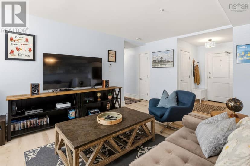 111 87 Pebblecreek Crescent — photo 5 of 29