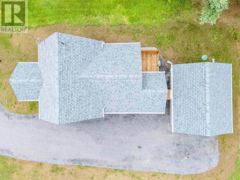 829 North Bishop Road — photo 3 of 32