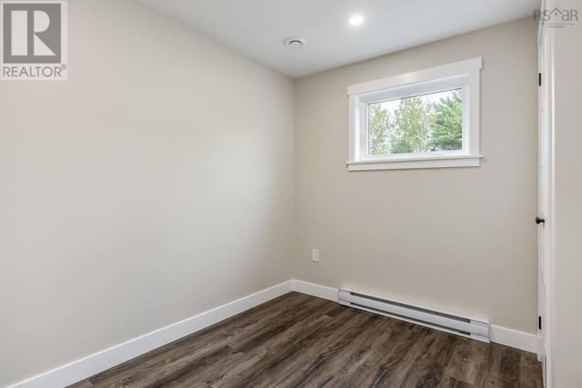 829 North Bishop Road — photo 10 of 32