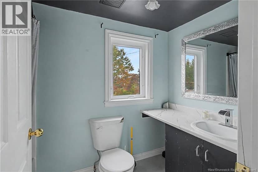 77 Carelton — photo 20 of 40