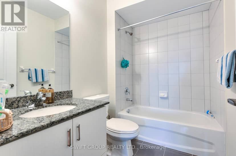415 - 7325 Markham Road — photo 12 of 24