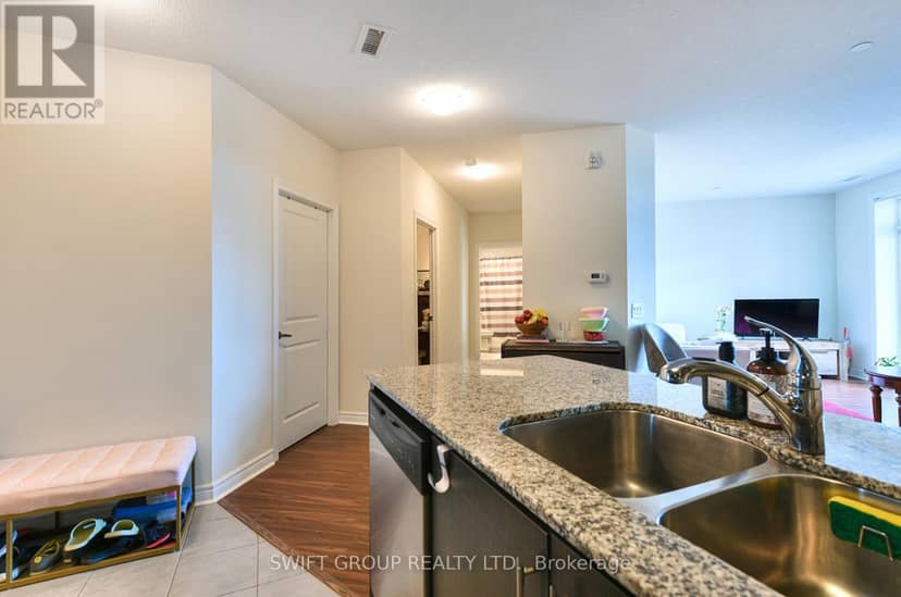 415 - 7325 Markham Road — photo 19 of 24