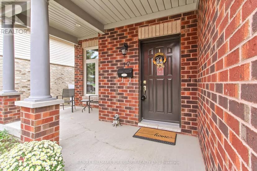17 Hillview Drive, Newmarket, photo 6