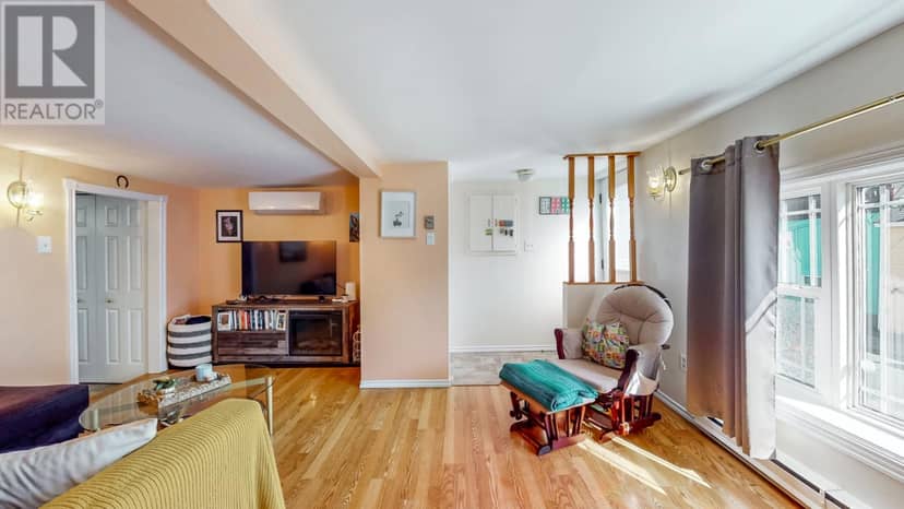 52 Cabot Street, St. John's, photo 3
