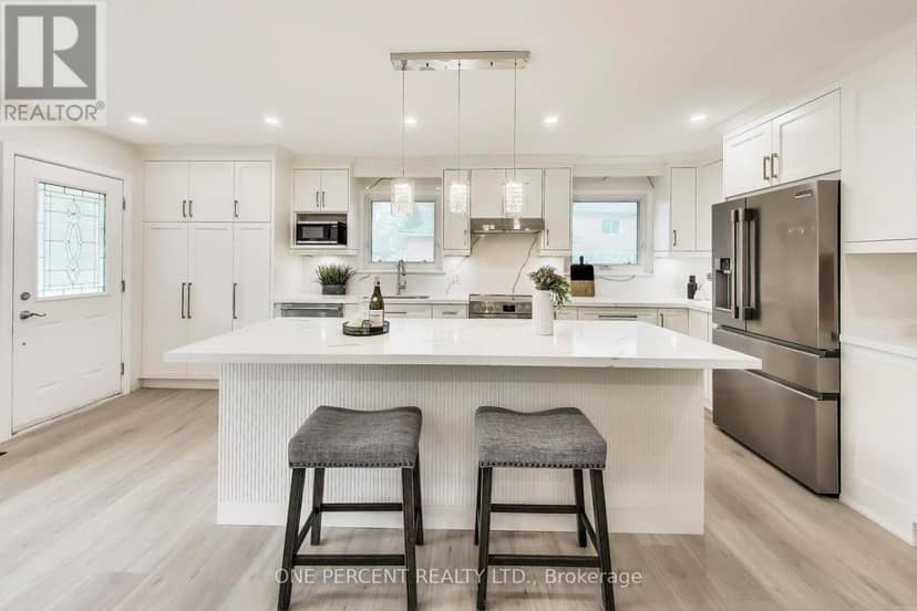 1270 Pallatine Drive, Oakville, photo 6