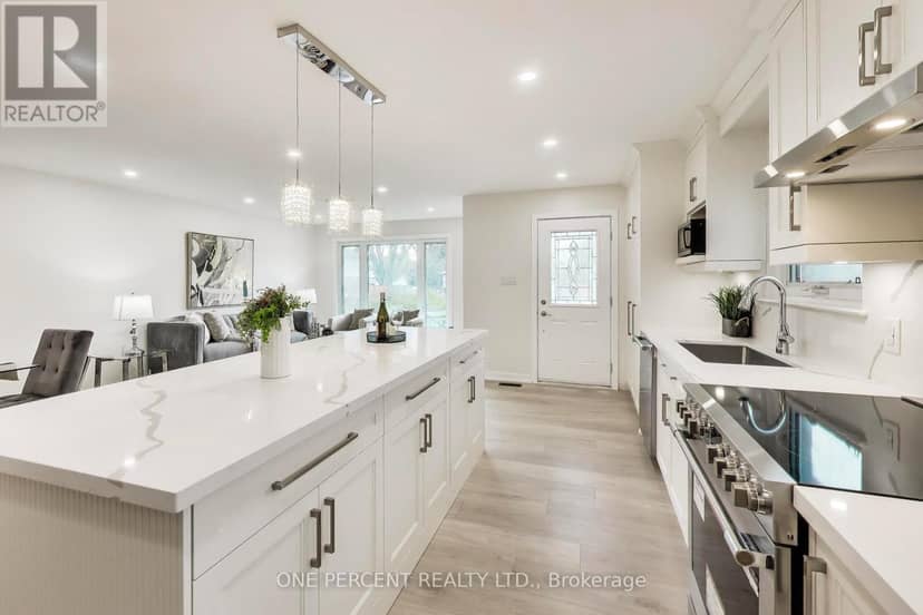 1270 Pallatine Drive, Oakville, photo 7