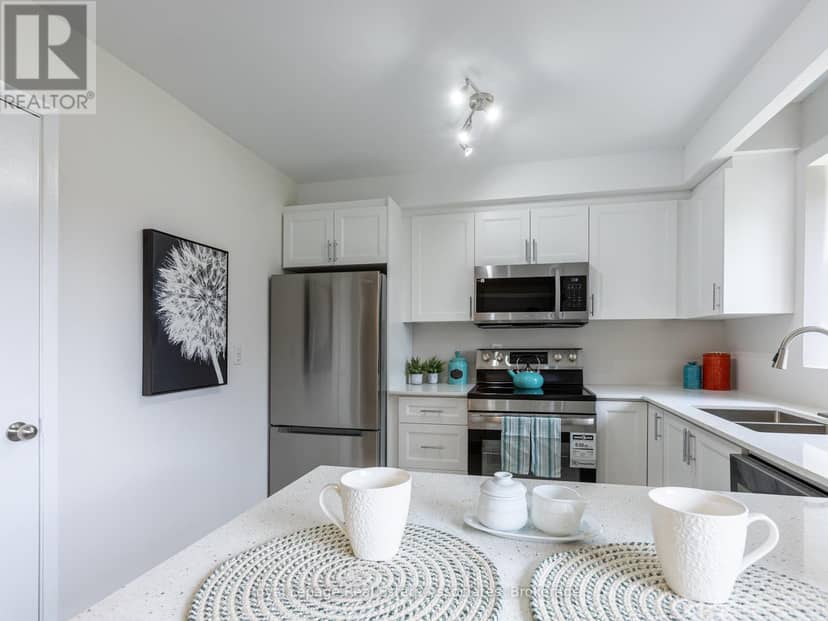 57 - 2605 Woodchester Drive, Mississauga, photo 3