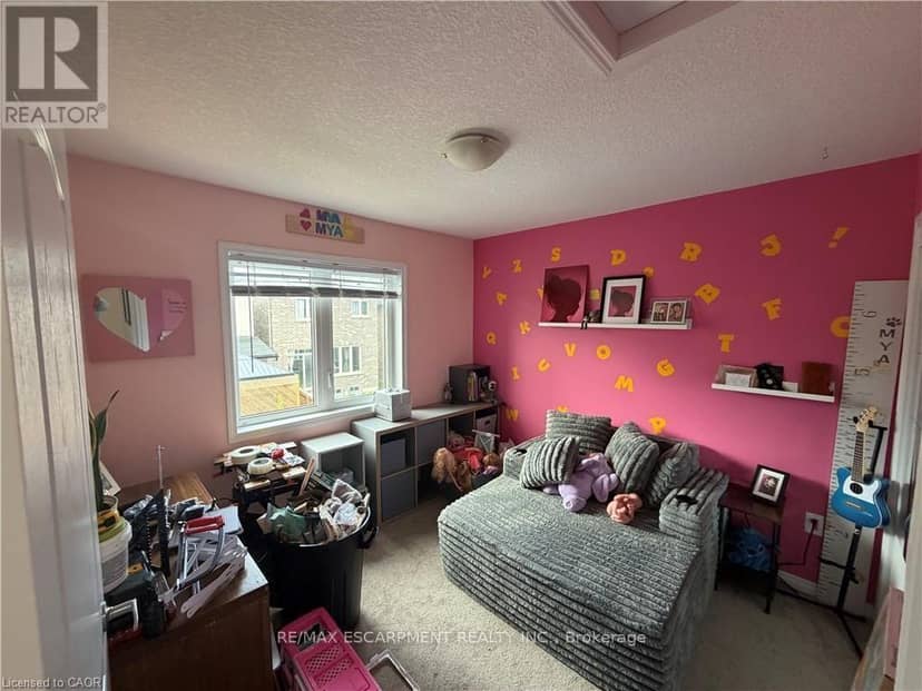 25 Sumac Drive — photo 12 of 14