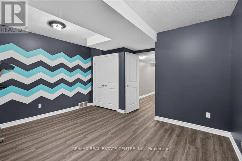 515 Woodward Drive — photo 35 of 40