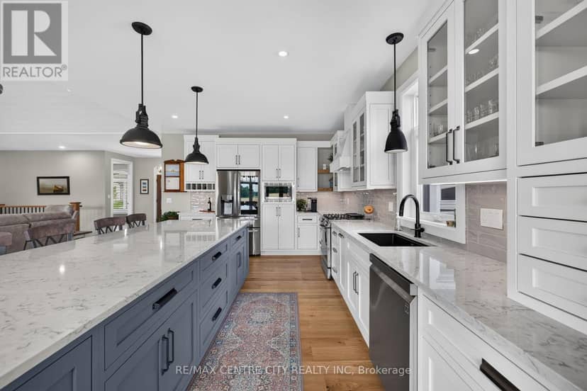 124 Lila Street — photo 16 of 40