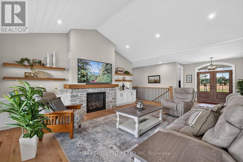124 Lila Street — photo 9 of 40