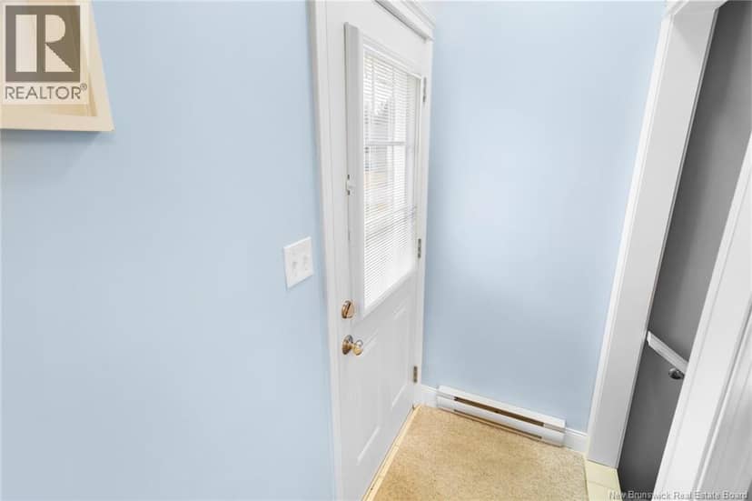 106 Hemlock Avenue — photo 16 of 40