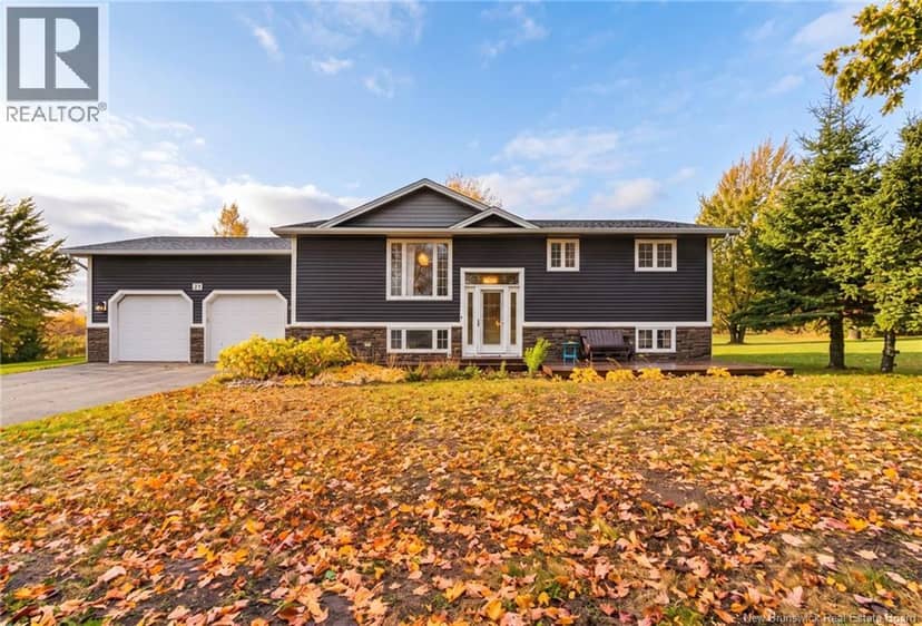 55 Des Roches Street, Bouctouche Bay