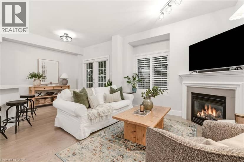 1361 STEPHENSON Drive — photo 12 of 40