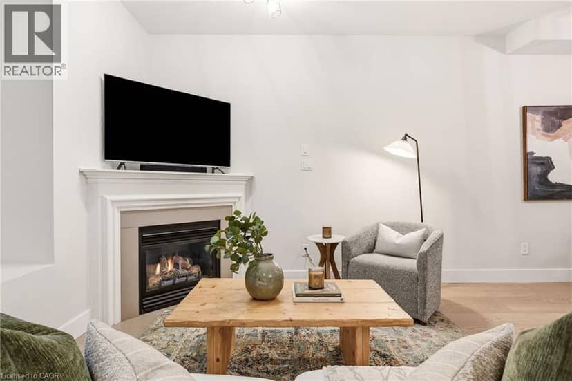 1361 STEPHENSON Drive — photo 14 of 40