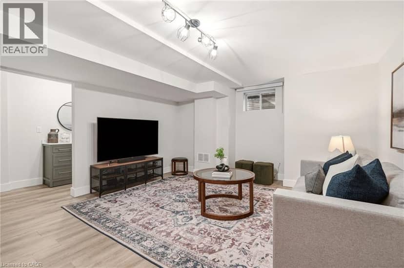 1361 STEPHENSON Drive — photo 37 of 40