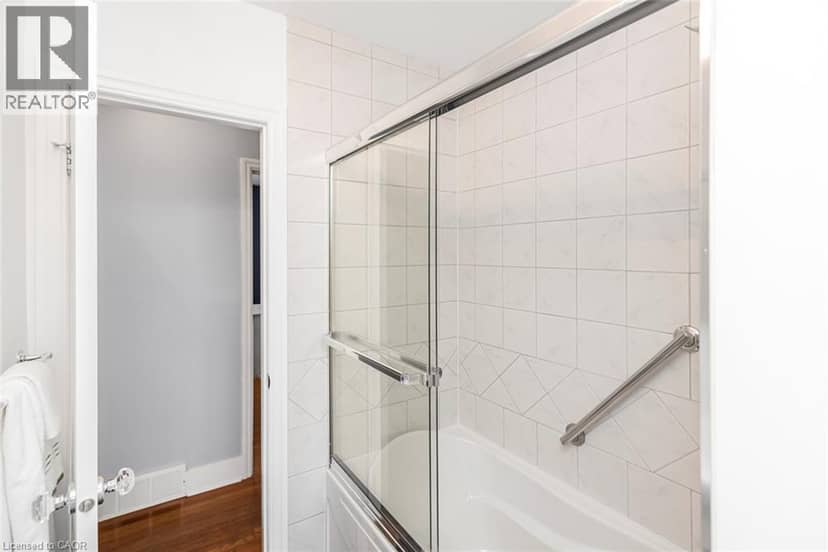 13 MEADOWVALE Avenue — photo 26 of 40
