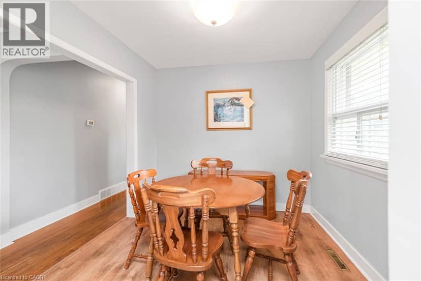 13 MEADOWVALE Avenue — photo 12 of 40