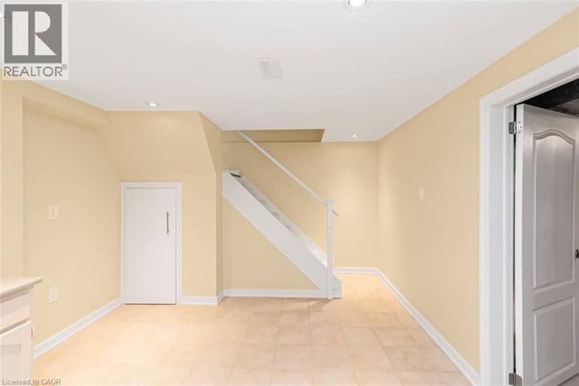13 MEADOWVALE Avenue — photo 29 of 40