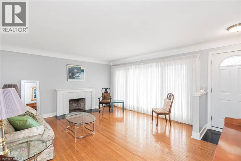 13 MEADOWVALE Avenue — photo 10 of 40