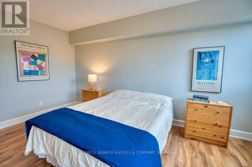 405 - 60 McLeod Street — photo 36 of 40