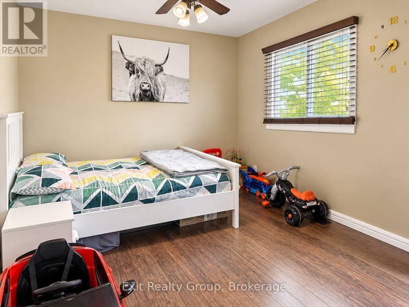 19 Cedar Street — photo 11 of 21